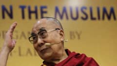 Dalai Lama kuvattuna konferenssissa New Delhissä 15.6.2019. 
