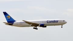 Condor Airlines -yhtiön kone laskeutuu Frankfurtiin vuonna 2008.
