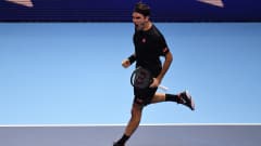 Roger Federer tuulettaa.