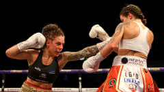 Eva Wahlström vs Terri Harper 