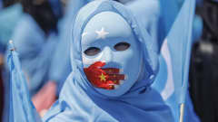 Sadat uiguurit osallistuivat heinäkuussa mielenosoituksen Kiinan konsulaatin edessä. 