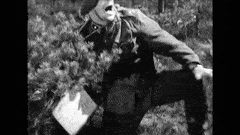 Ote Tuntemattoman sotilaan ennakkomainoksesta 1955 muunnettuna gif:ksi.