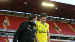 Norwich Cityn Jordan Hugill sai ottelun aikana pientä lääkehuoltoa. 