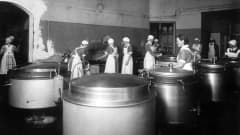 Törnävän sairaalaakeittiö 1930-luvulla.