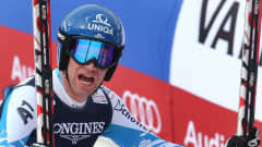 Benjamin Raich tuulettaa alppihiihdon MM-kisoissa.