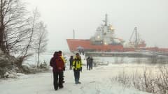 Polar Explorer matkailujäänmurtaja Kalixin Axelsvikin laiturissa Ruotsissa 19.12.2016