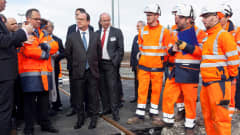 Ranskan presidentti Francois Hollande vihkimässä uutta pikajunalinjaa Villognonissa 28. helmikuuta.