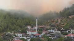 Turkissa tuli tuhosi Milasin kylän metsää - video on nopeutettu
