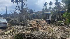 Tongatapussa siivotaan nyt tulivuorenpurkauksen tuhoja