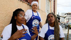 Brasiliassa Rio de Janeirossa sijaitsevassa ruoka-apukeittiössä kolme sukupolvea naisia kokkaa päivittäin 300 annosta nälkäisille.