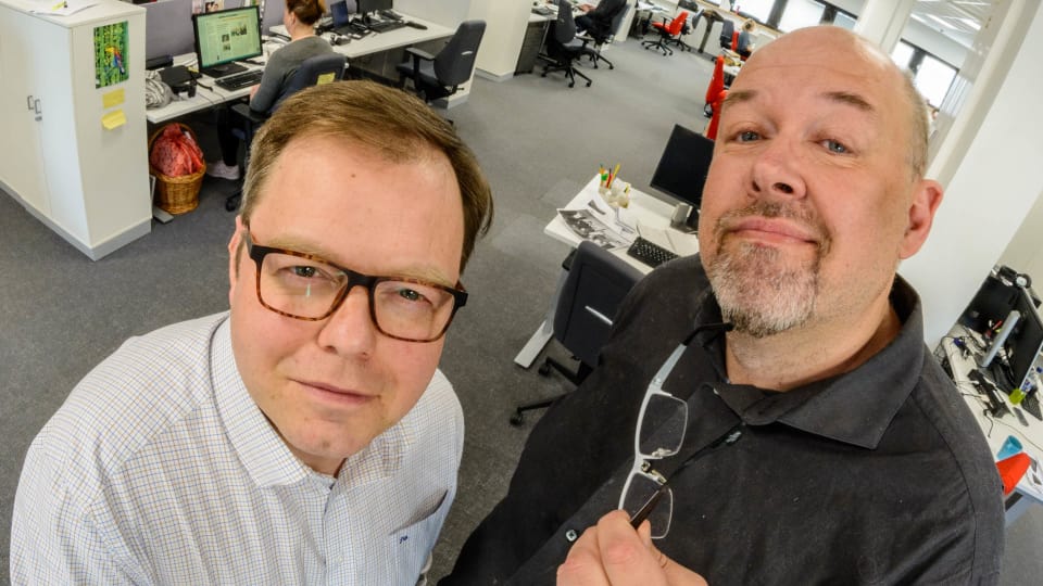 De tjanar samst i varlden De tjanar samst i varlden