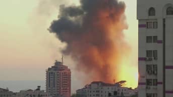 Israel jatkaa Gazan pommittamista