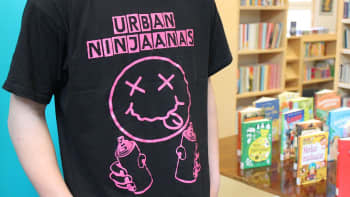 Urban Ninjaanas T-paita on Tarmo-Petterin omaa suunnittelua.