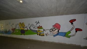 Iisalmen rautatieaseman tunnelin maalauksia