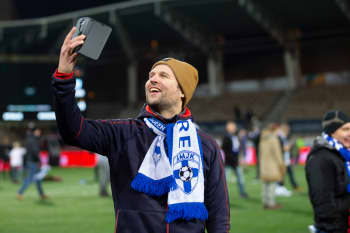 Historiallinen hetki selfieksi.