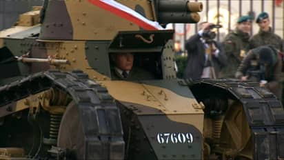 Puolan vanhin panssarivaunu on taas ajokunnossa - video | Yle Uutiset