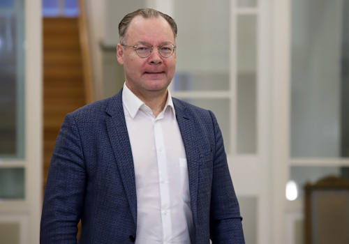 Savonlinnan erotettu kaupunginjohtaja menetti taas hallituspaikan