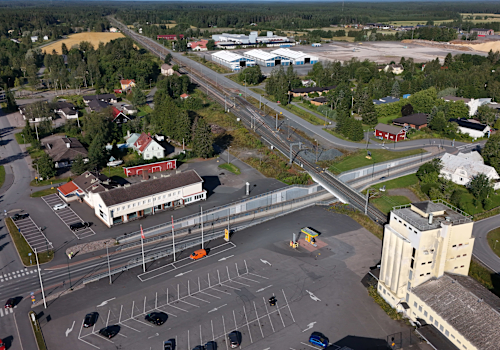 Tältä näyttää tasoristeyksen korvaava alikulku – turvallisin vaihtoehto, mutta maksaa 10 miljoonaa