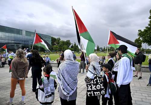 Mikä on ”kahden valtion malli”, jota tavoitellaan ratkaisuksi Palestiinan tilanteeseen? Tutkija vääntää rautalangasta