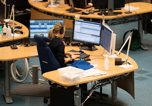 Hätäkeskukseen tuli juhannuksena lähes 25 000 ilmoitusta