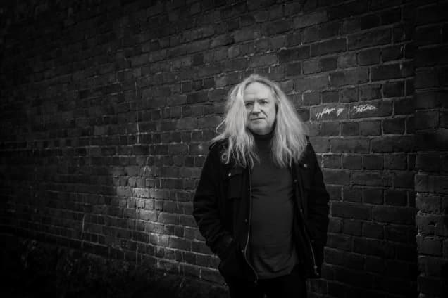 Suomalainen laulaja-lauluntekijä Jussi Hakulinen.