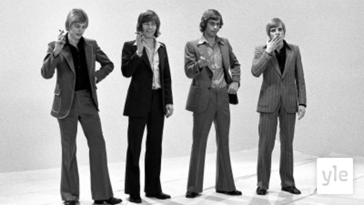 Minihameita ja leveitä lahkeita 1960 ja-70-luvuilta