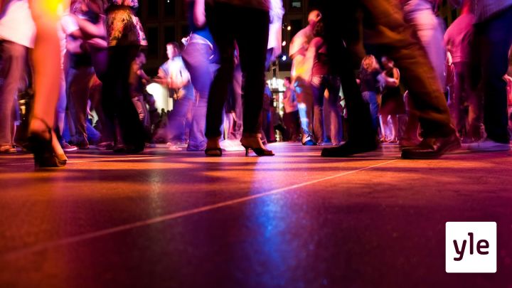 Tartuntaluvut kasvavat, mutta pikkujoulukausi alkaa ilman rajoituksia Keski-Suomessa : 26.11.2021 11.08