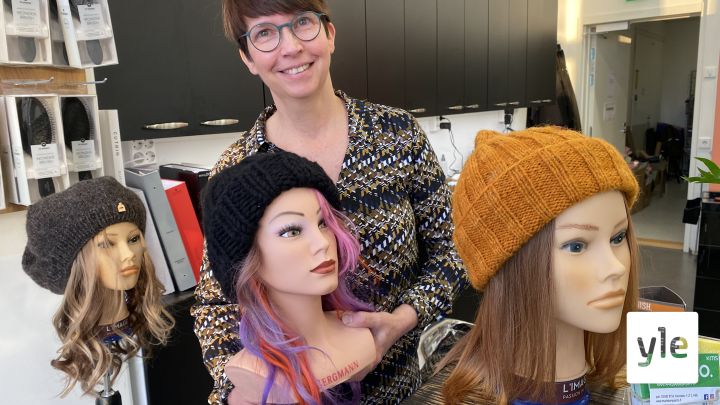 Kampaajamestari Minna Haantaus-Pekarila: "Jos hiukset uhkaavat lähteä, niiden merkitys nousee valtavasti"