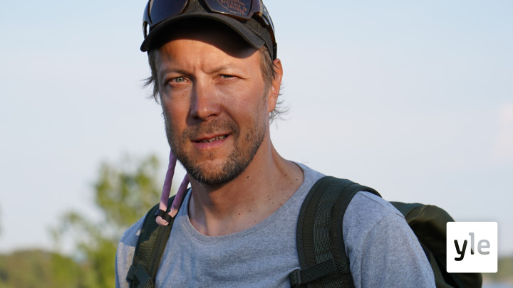 Mikko "Peltsi" Peltola rakentaa poikaskivikoita meritaimenille Vantaanjokeen: 26.05.2020 10.50