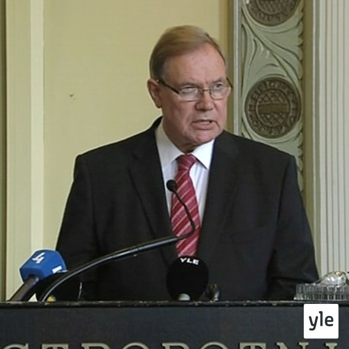 Julkinen sana: Lipposen linja