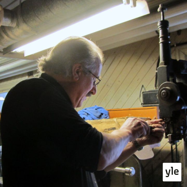 Jokapaikan Reetta: Kenkätehtaalla Töysässä