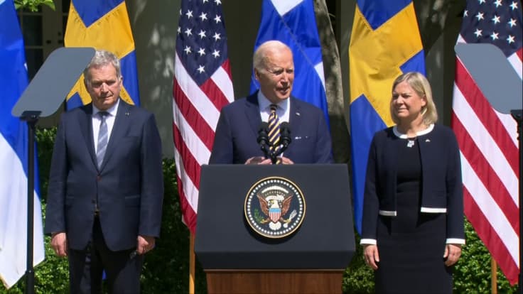 Biden: Ruotsin ja Suomen Nato-hakemuksille vahva tuki, laajeneminen ei uhka kenellekään – Yle seuraa Niinistön Washingtonin-vierailua