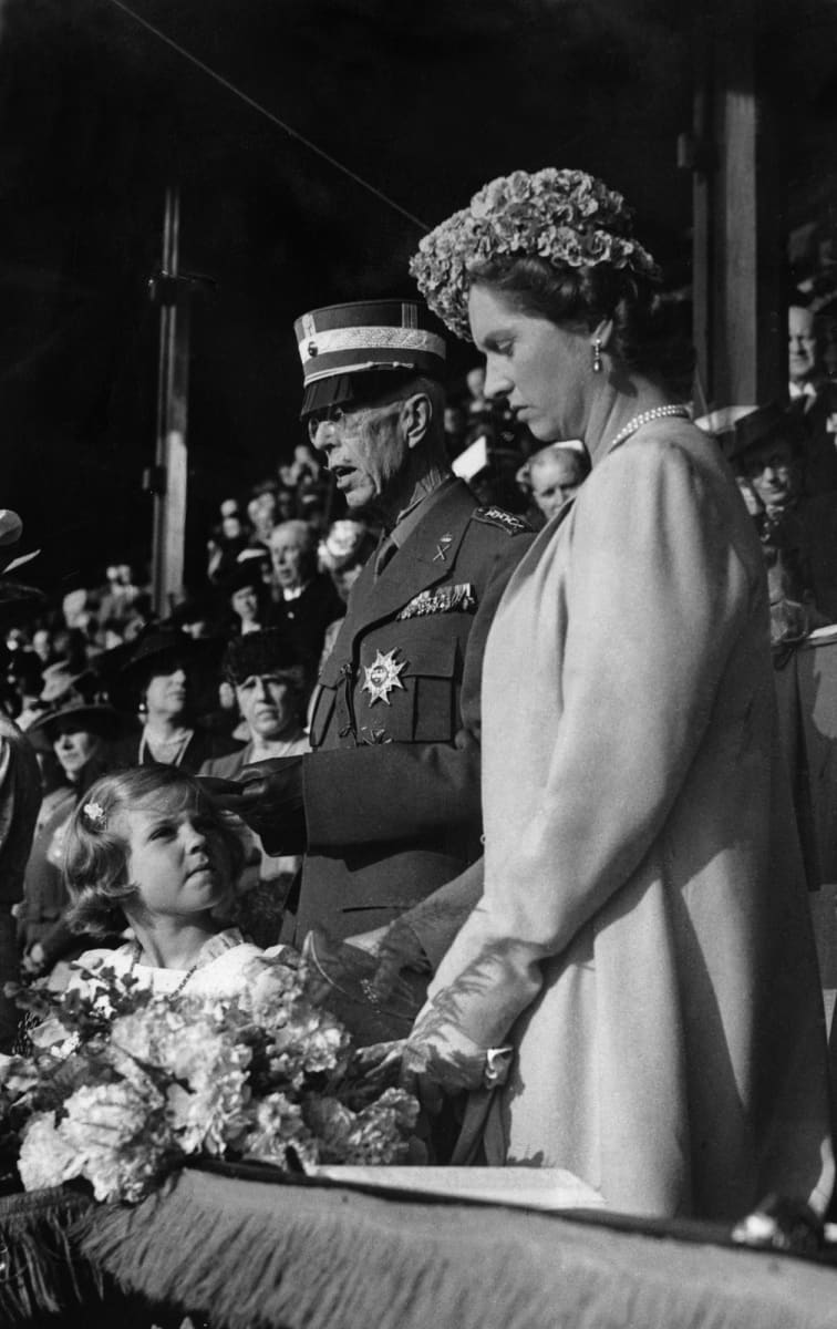 Kustaa V, prinsessa Margareta äitinsä kanssa vuonna 1940. 