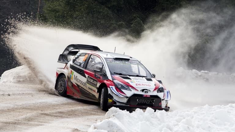 Tommi Makinen Povaa Jari Matti Latvalan Ajavan Ruotsin Rallin