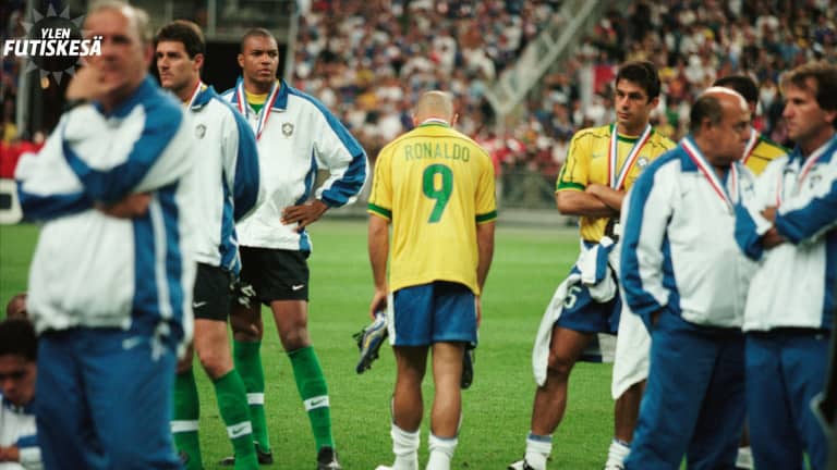 Ronaldo teki jo nuorena huiman määrän maaleja ja nousi ...