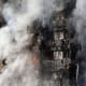 Grenfell Tower palaa Lontoossa.