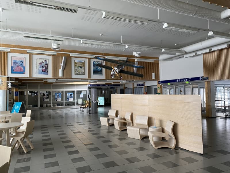 Inside the Savonlinna airport terminal.
