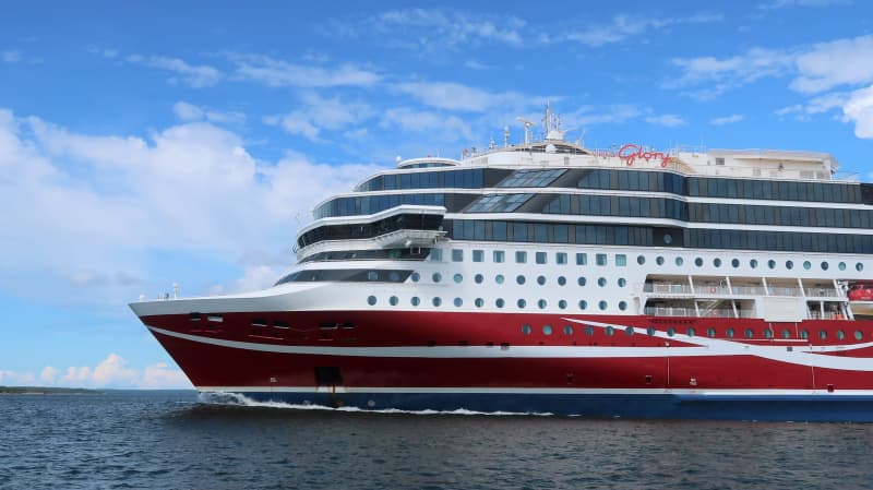 Круизный лайнер Viking Lines m/s Viking Glory.