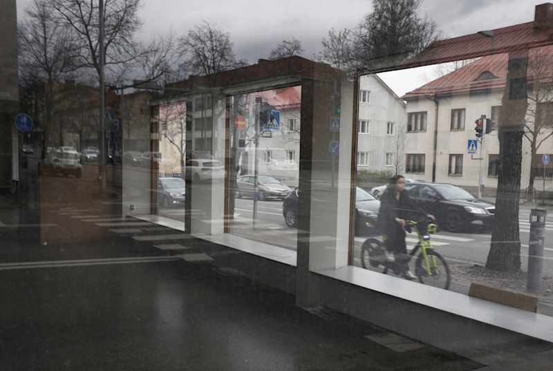 Karjalankatu 21 Порожня комерційна квартира з вікнами на вулиці.