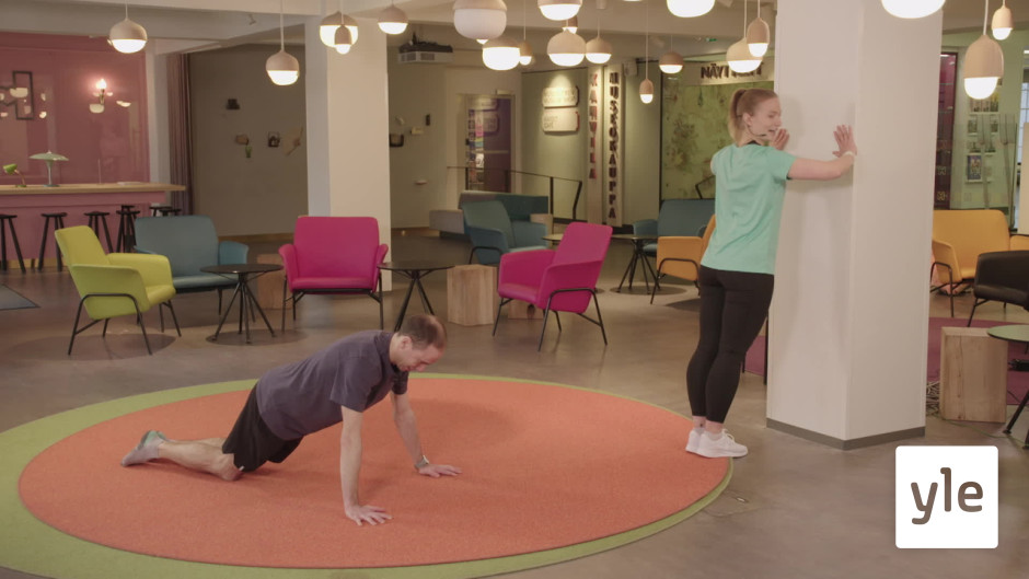 Jakso 17 Tasapaino Ja Voimaharjoitus Jumppahetki Tv Areena Yle Fi