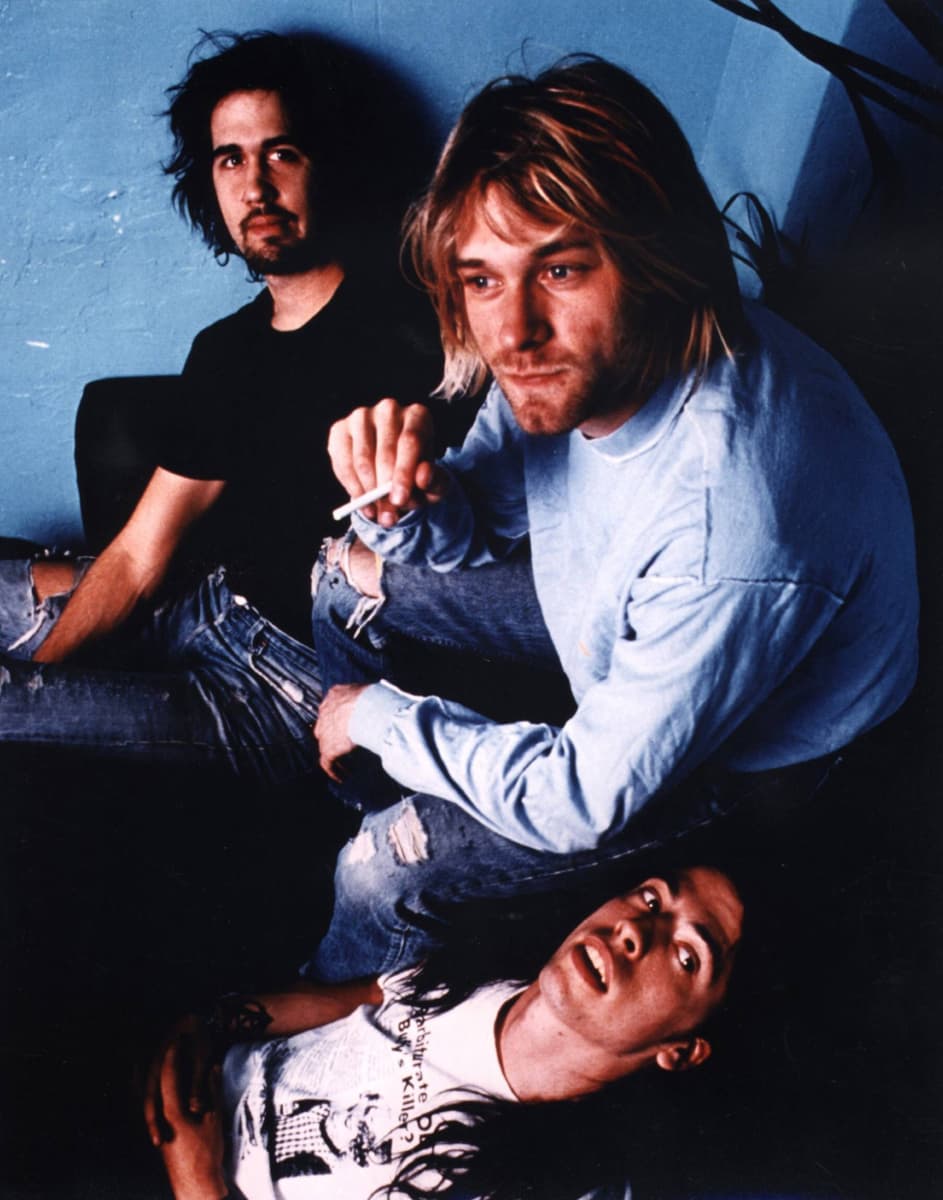 Nirvana (Kurt Cobain ylhäällä oikealla) vuonna 1993. 