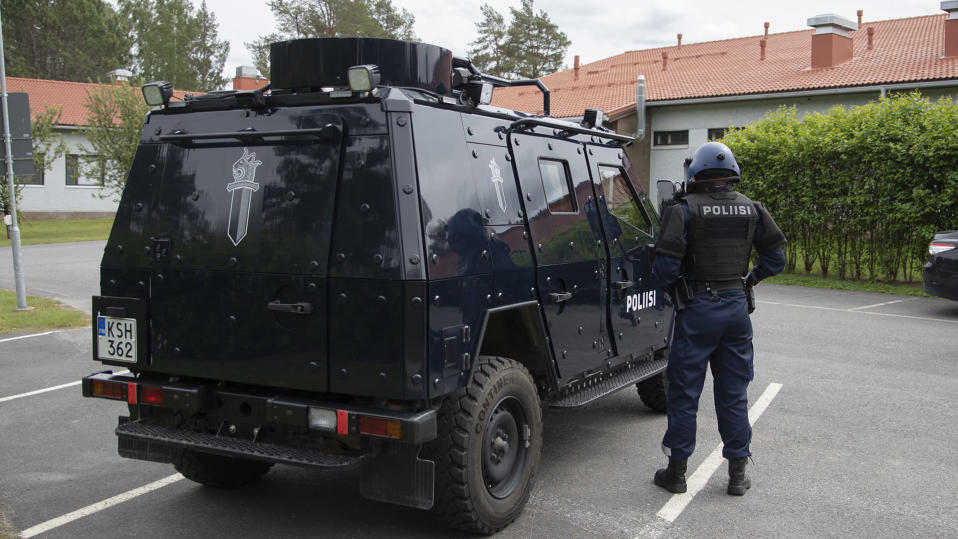 Oulun poliisin erikoisajoneuvo Mörkö