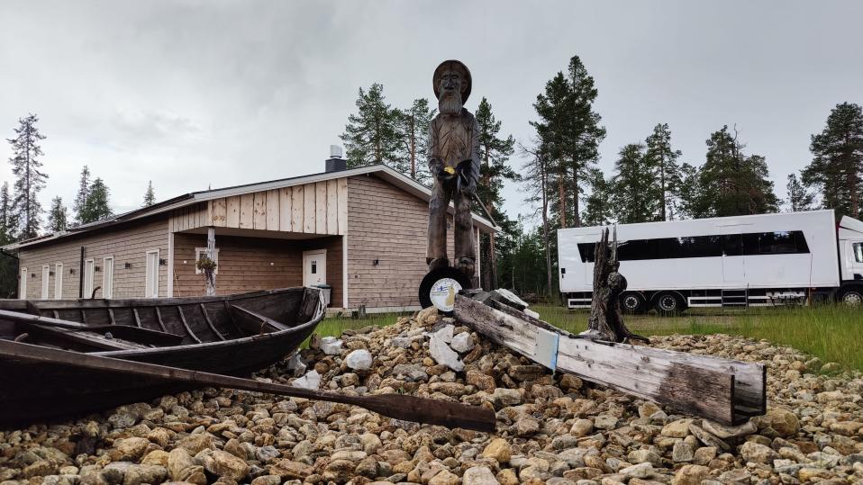 Kullanhuuhtojapatsas Sodankylän Tankavaarassa.