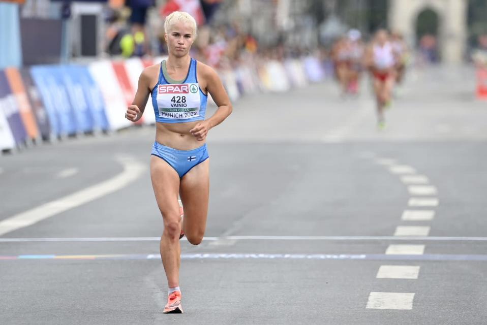 Alisa Vainio EM-maratonilla 2022.