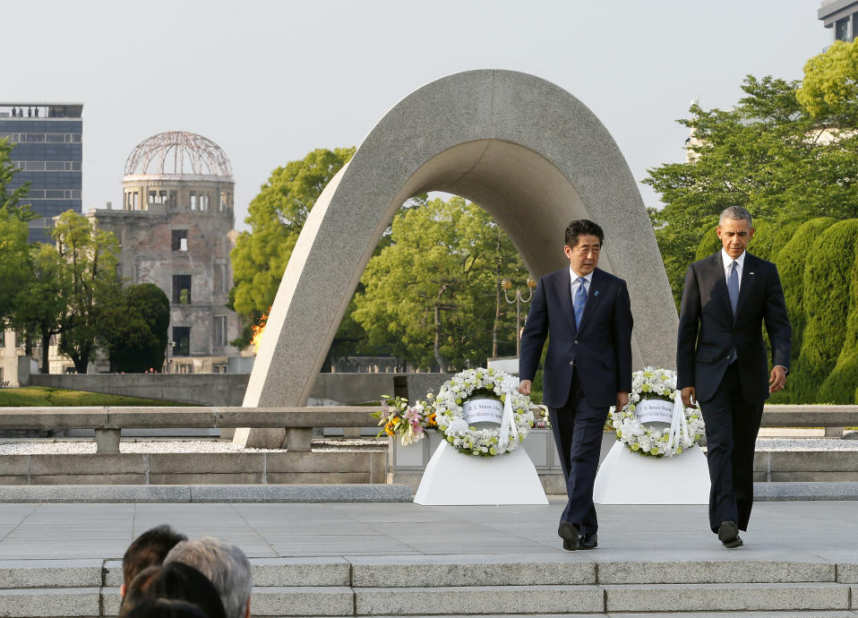 USA:s president Barack Obama besökte minnesparken i Hiroshima i maj tillsamman med Shinzo Abe.