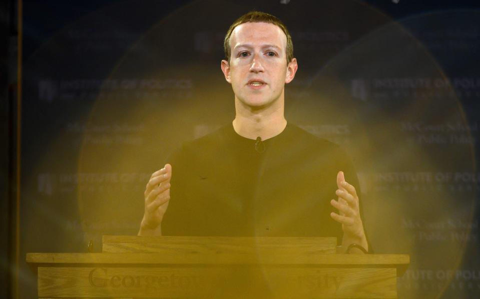 Mark Zuckerberg luennoi lokakuussa 2019.