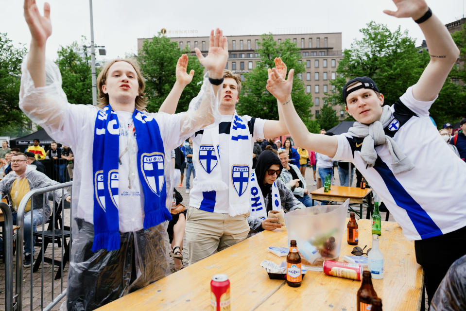 In pictures: Helsinki reacts to Finland’s historical game, Danish player Eriksen rushed to the hospital