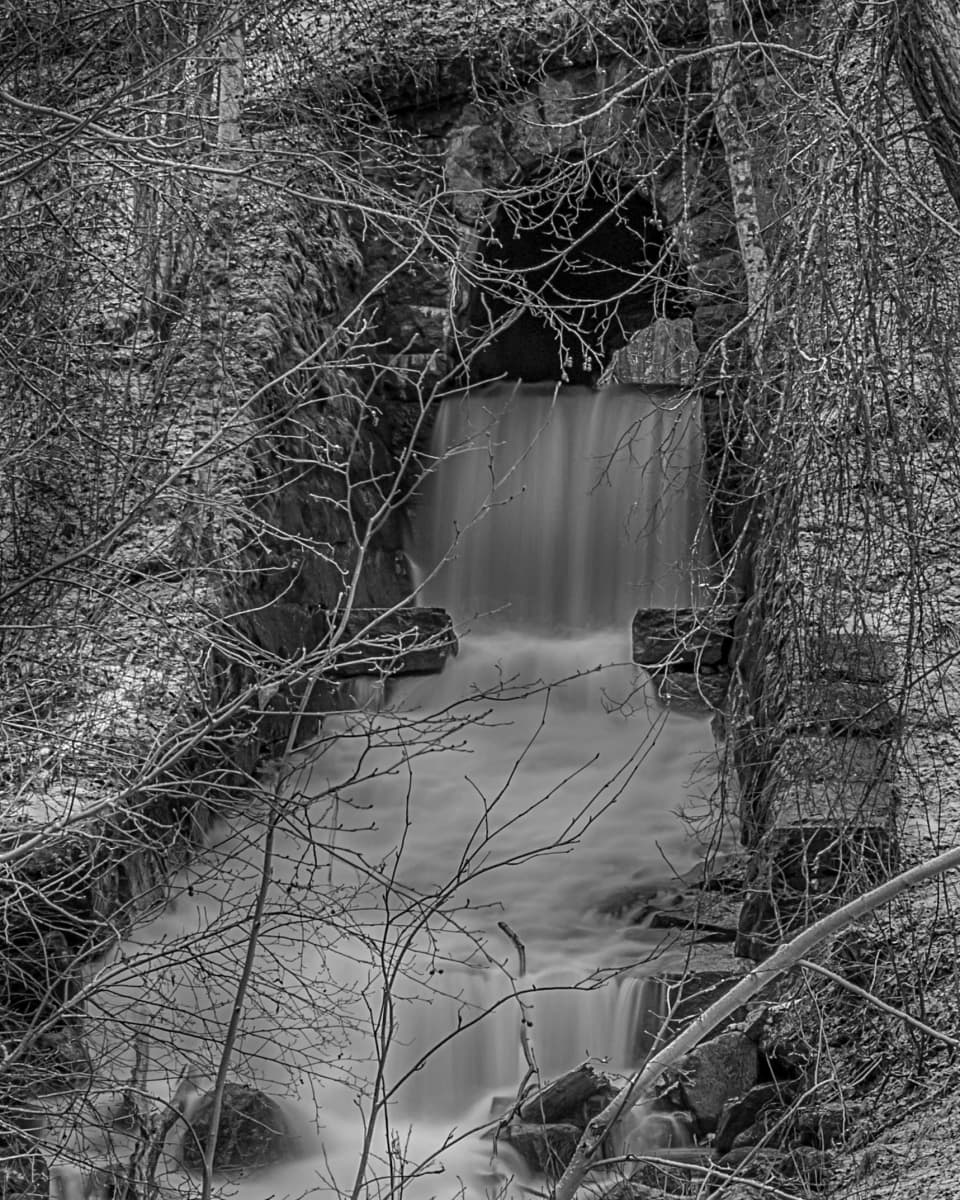 Tunnelista tulee vettä.