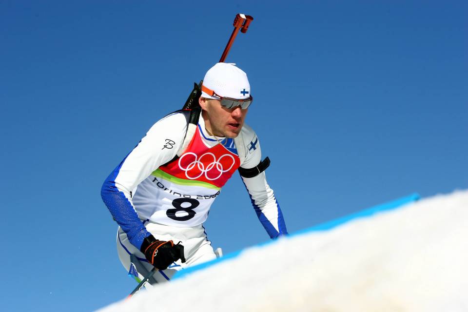 Paavo Puurunen kuvattuna Torinon olympialaisten ampumahiihdossa 2006.