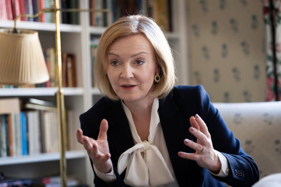 Britannian ulkoministeri Liz Truss haastateltavana.